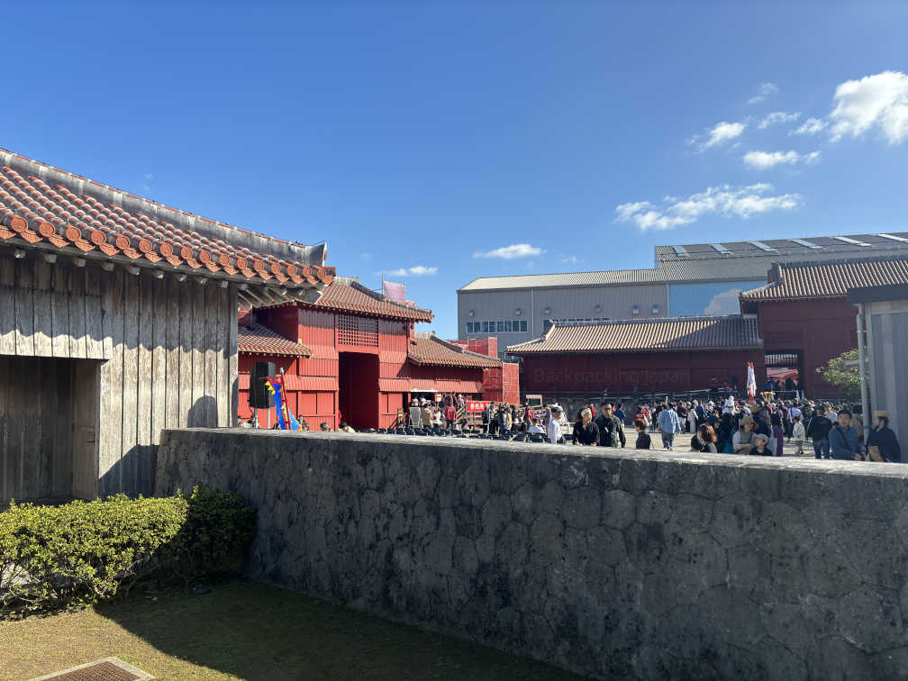 Kokusaidori bustling with life now that it's the afternoon